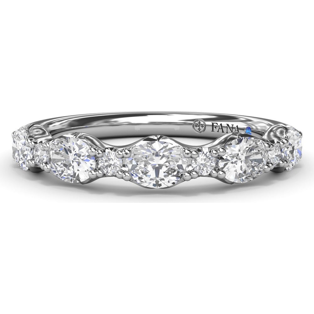 Vintage-Inspired Stackable Band with Oval and Round Diamond Cluster by Fana - 0.94 Carat Total Diamond Weight