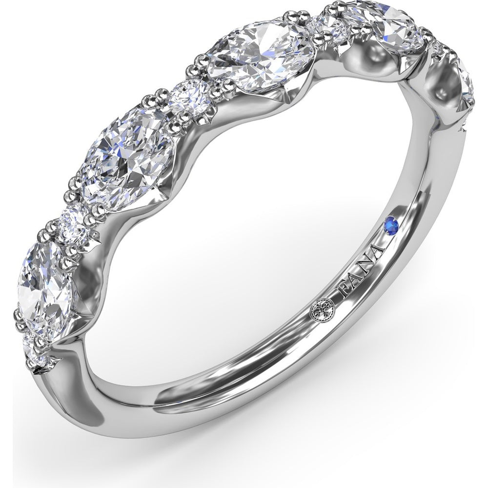 Vintage-Inspired Stackable Band with Oval and Round Diamond Cluster by Fana - 0.94 Carat Total Diamond Weight