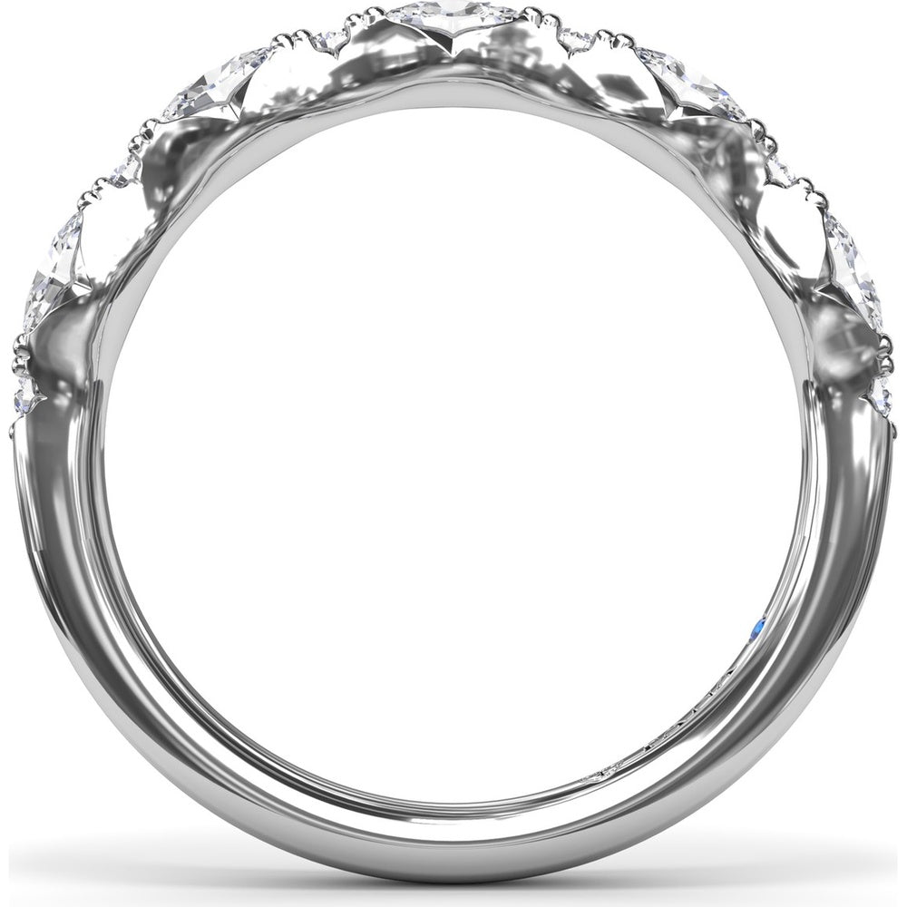 Vintage-Inspired Stackable Band with Oval and Round Diamond Cluster by Fana - 0.94 Carat Total Diamond Weight