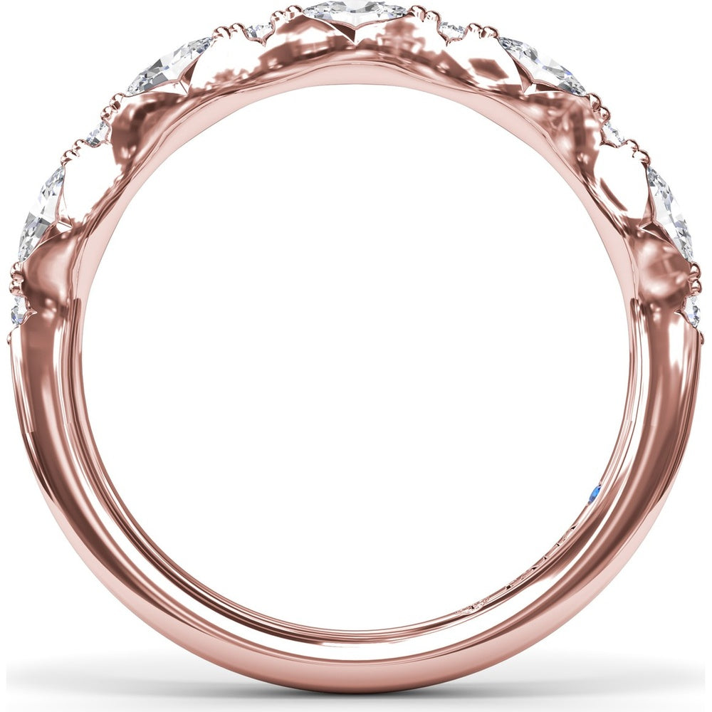 Vintage-Inspired Stackable Band with Oval and Round Diamond Cluster by Fana - 0.94 Carat Total Diamond Weight