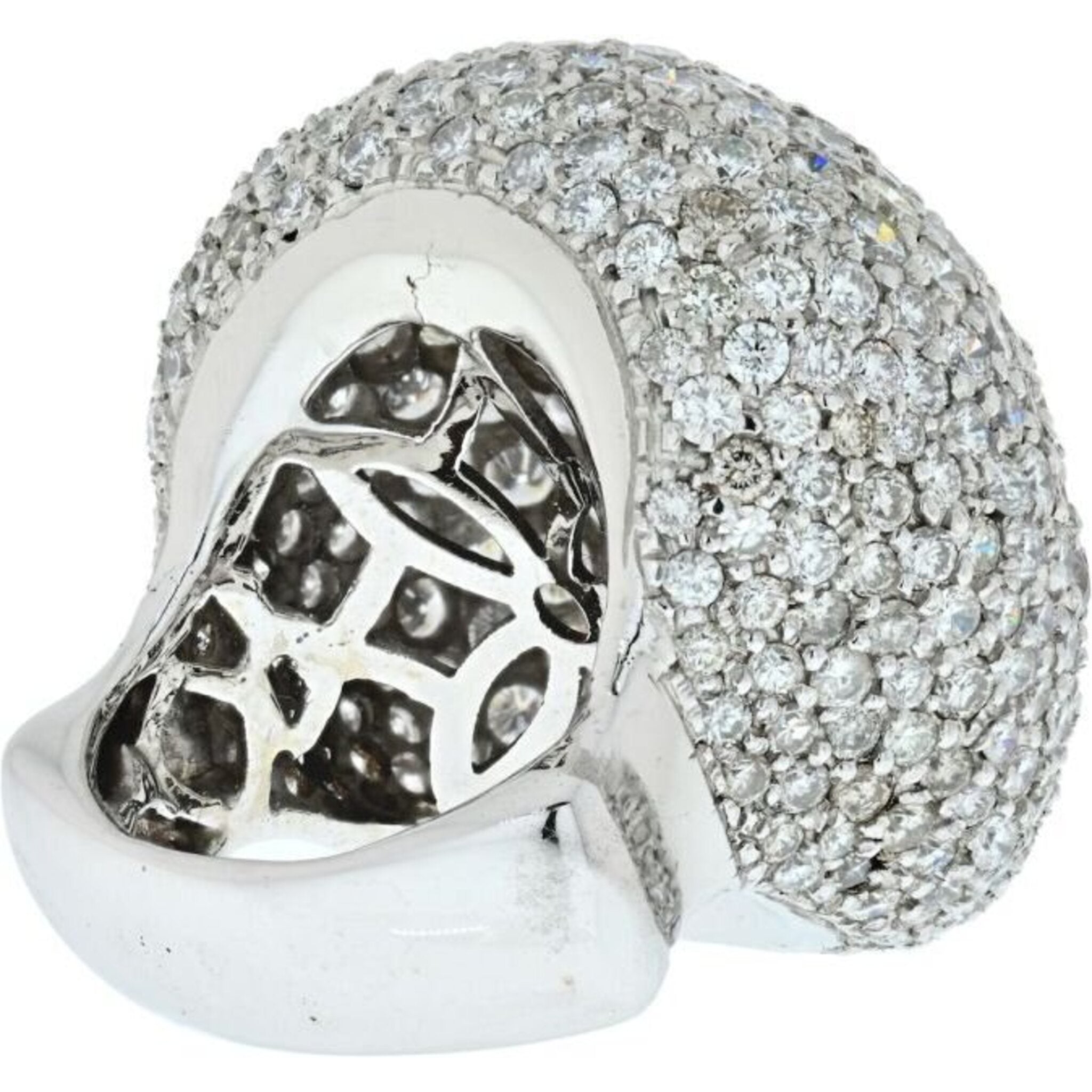 18K White Gold 25 Carats Dome Diamond Cluster Ring