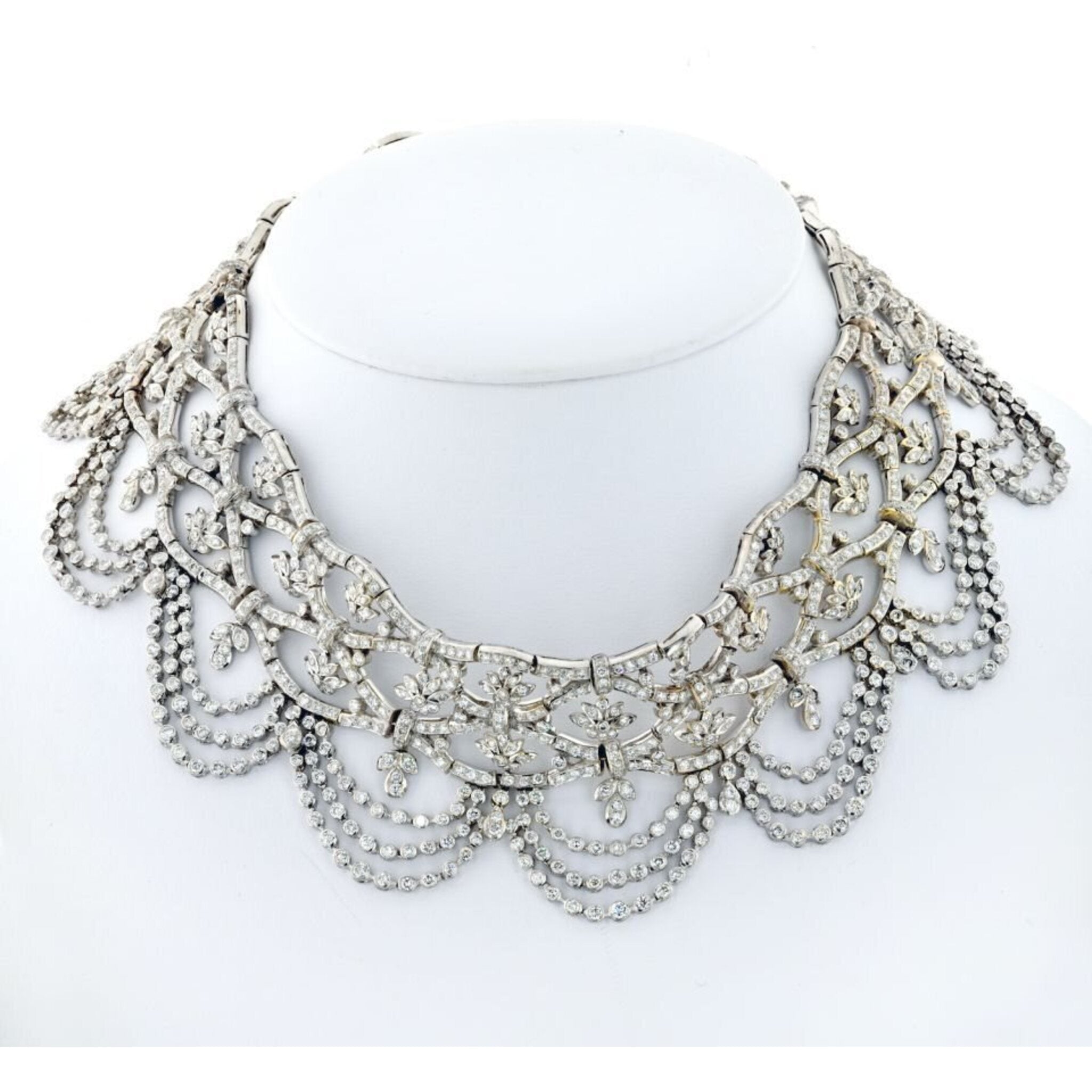 15.2 Carat Diamond 14 Karat White Gold Statement Necklace For Sale at  1stDibs | gold diamond statement necklace