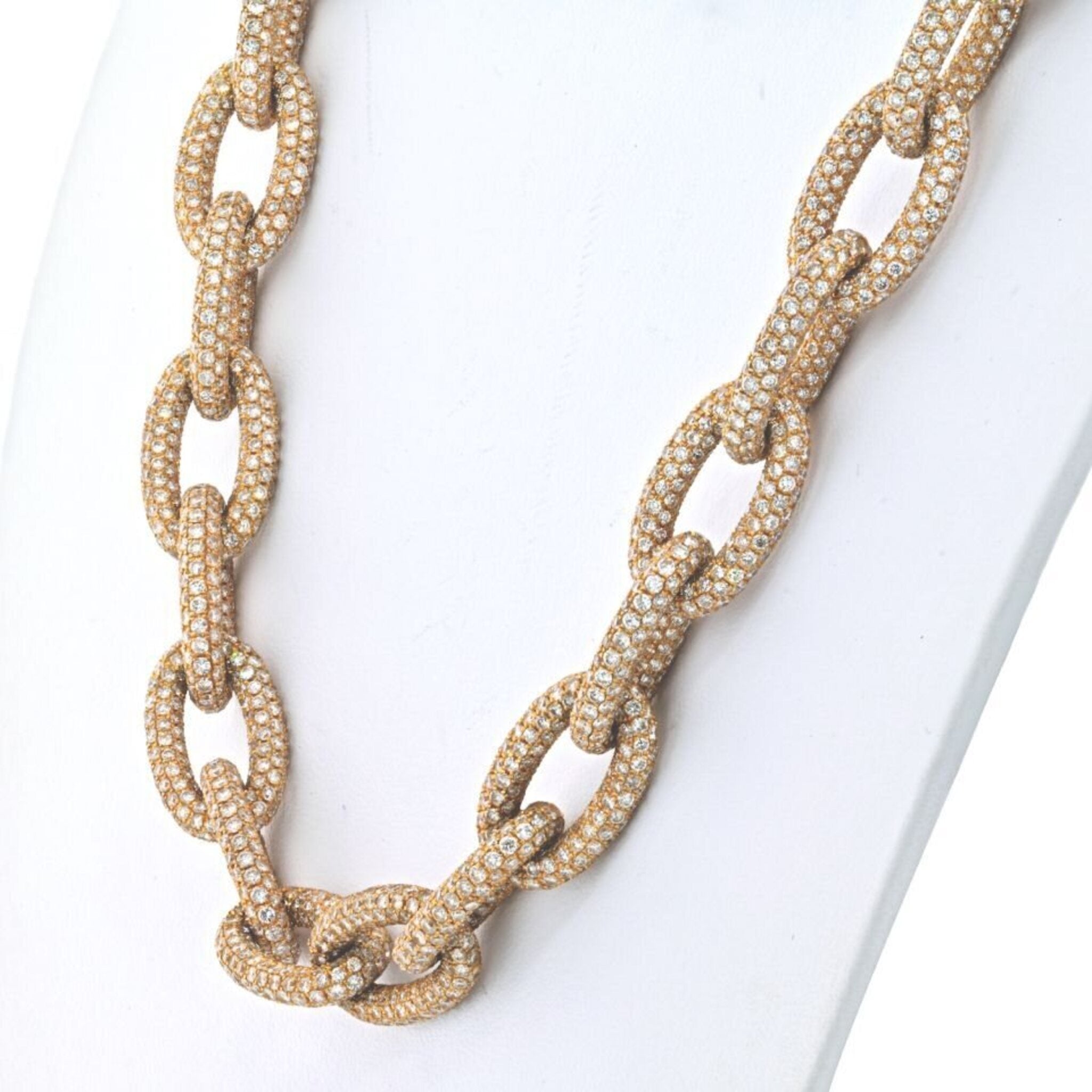 18K Yellow Gold 85 Carat Oval Diamond Link Chain Necklace