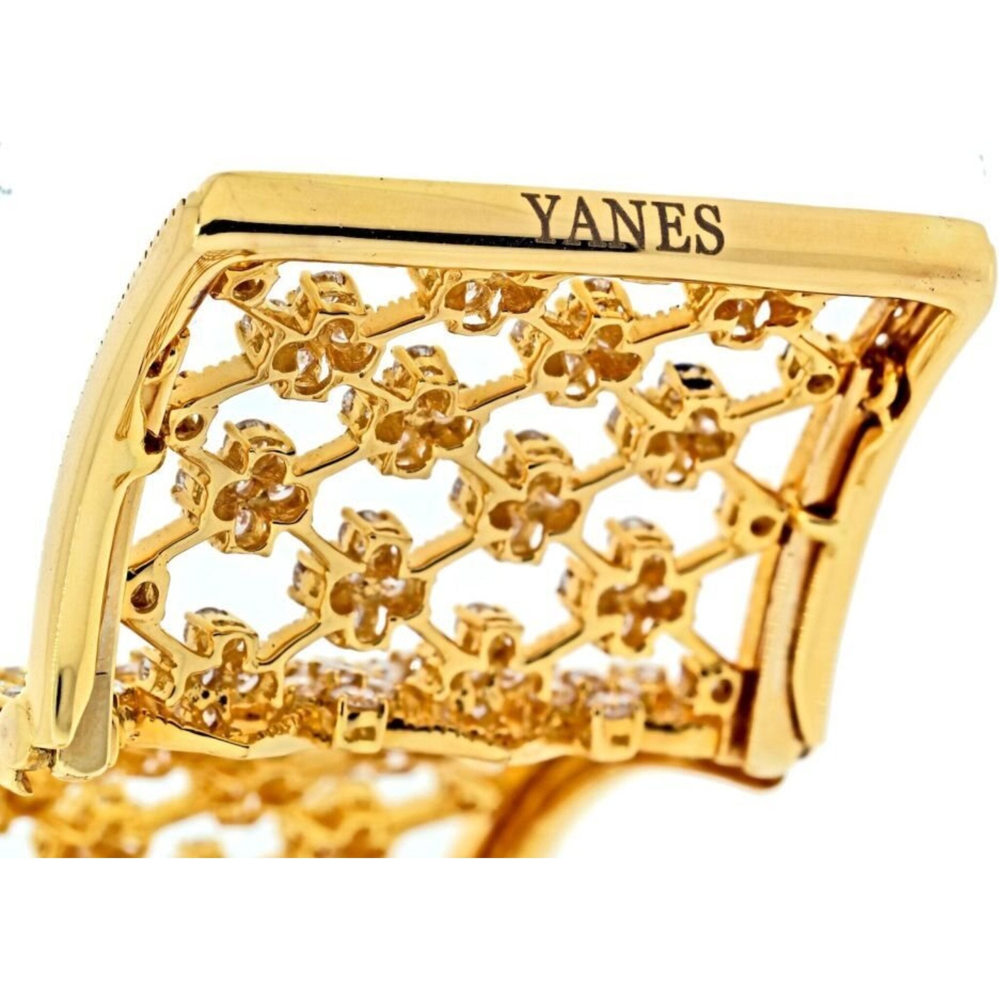 Buy Trendy Riyal Blue Color Big Stone Gold Kappu Bracelet for Girls