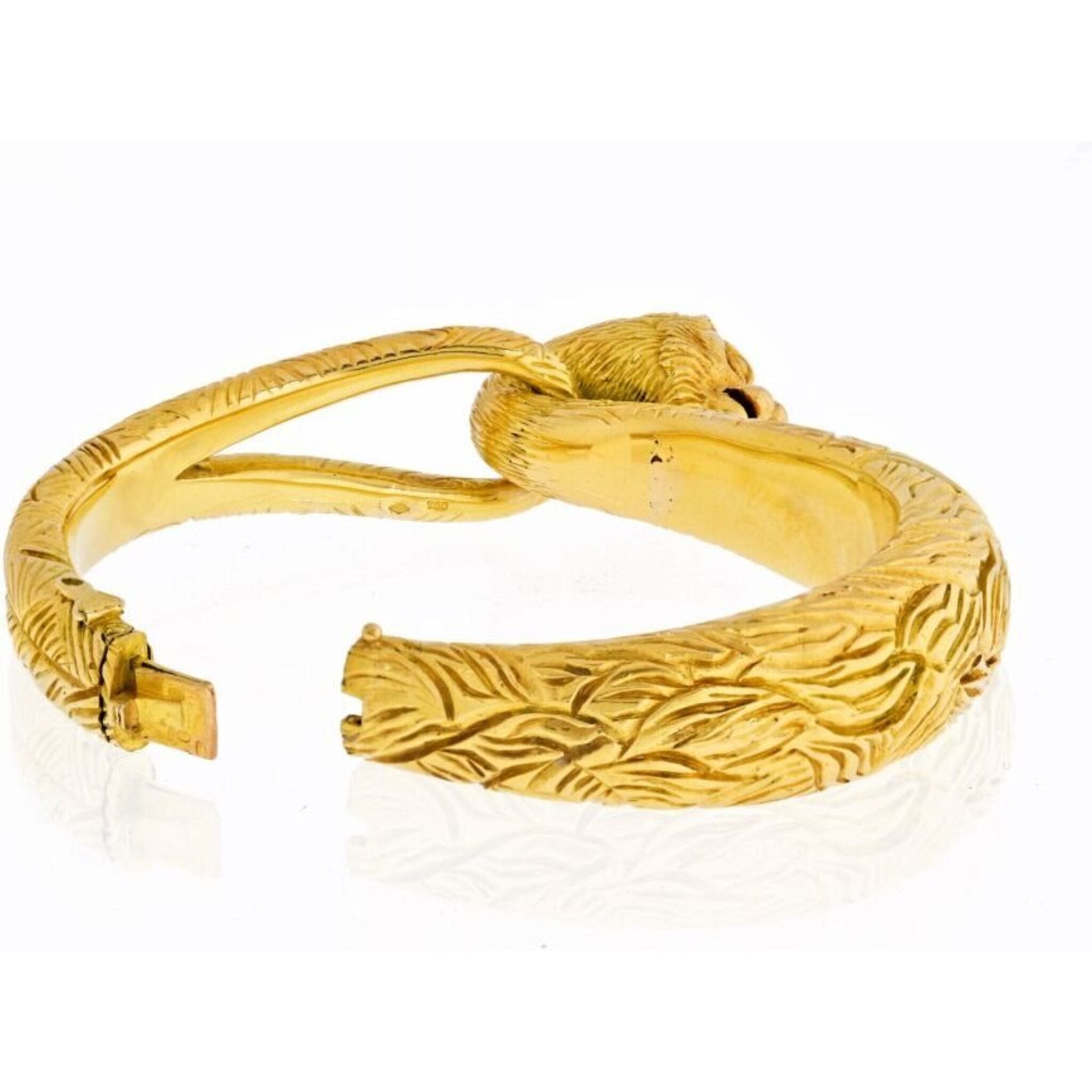 cartier 18k yellow gold carved lion bangle bracelet bracelets cartier rr6645 4 1383d5e6 3039 4dca 9ea3 0452caa57aaa