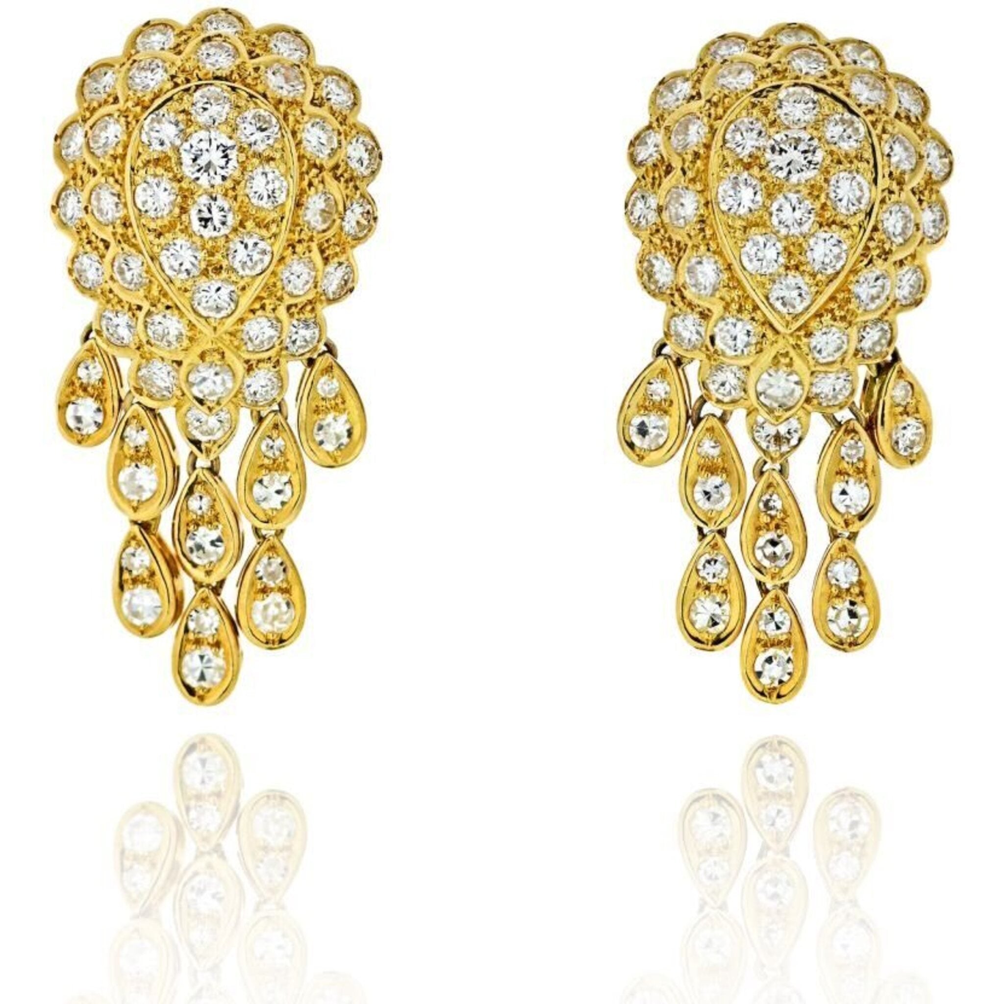 Chandelier 18K Yellow Gold Tassel Diamond Earrings