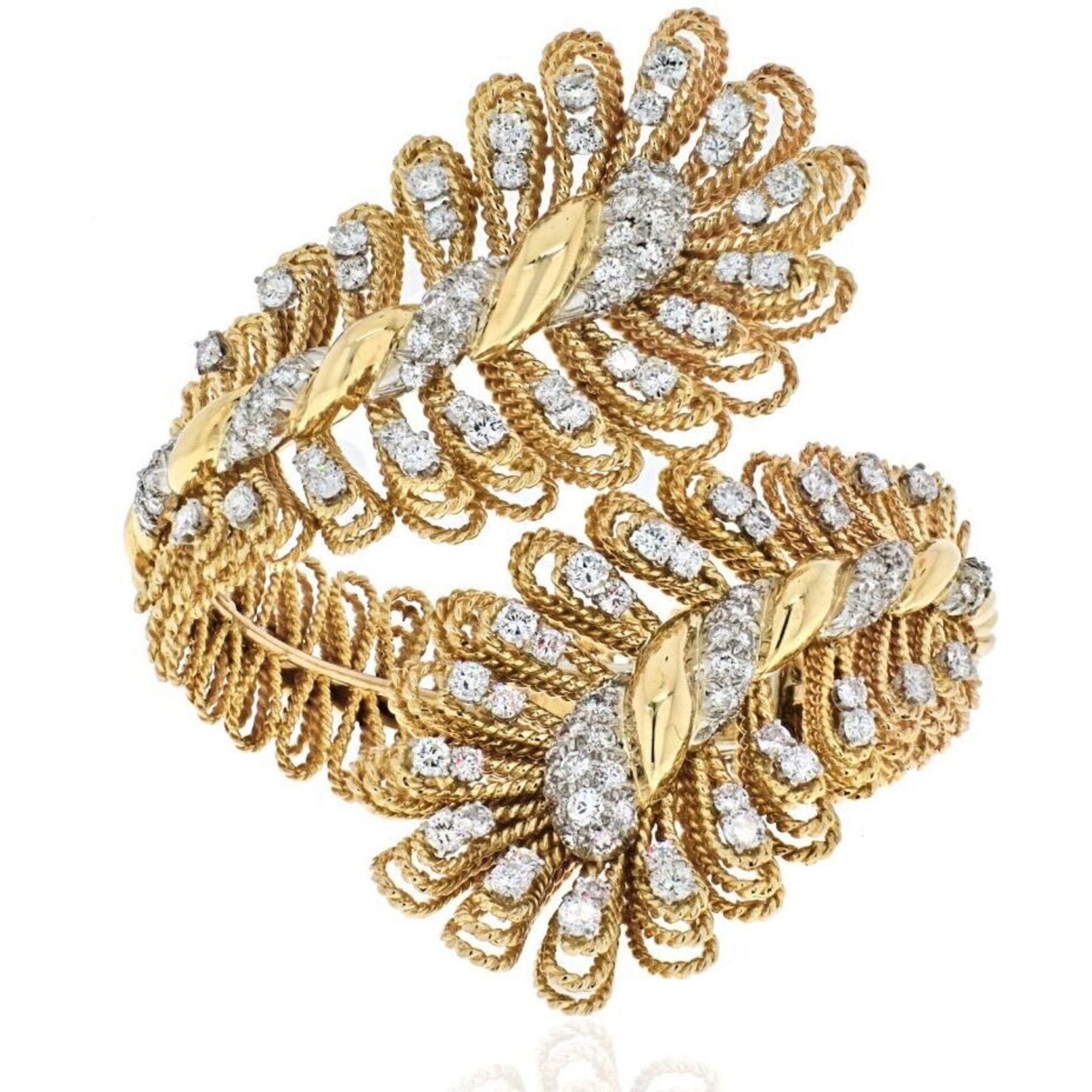 David Webb - 18K Yellow Gold Ornate Crossover Diamond Bracelet