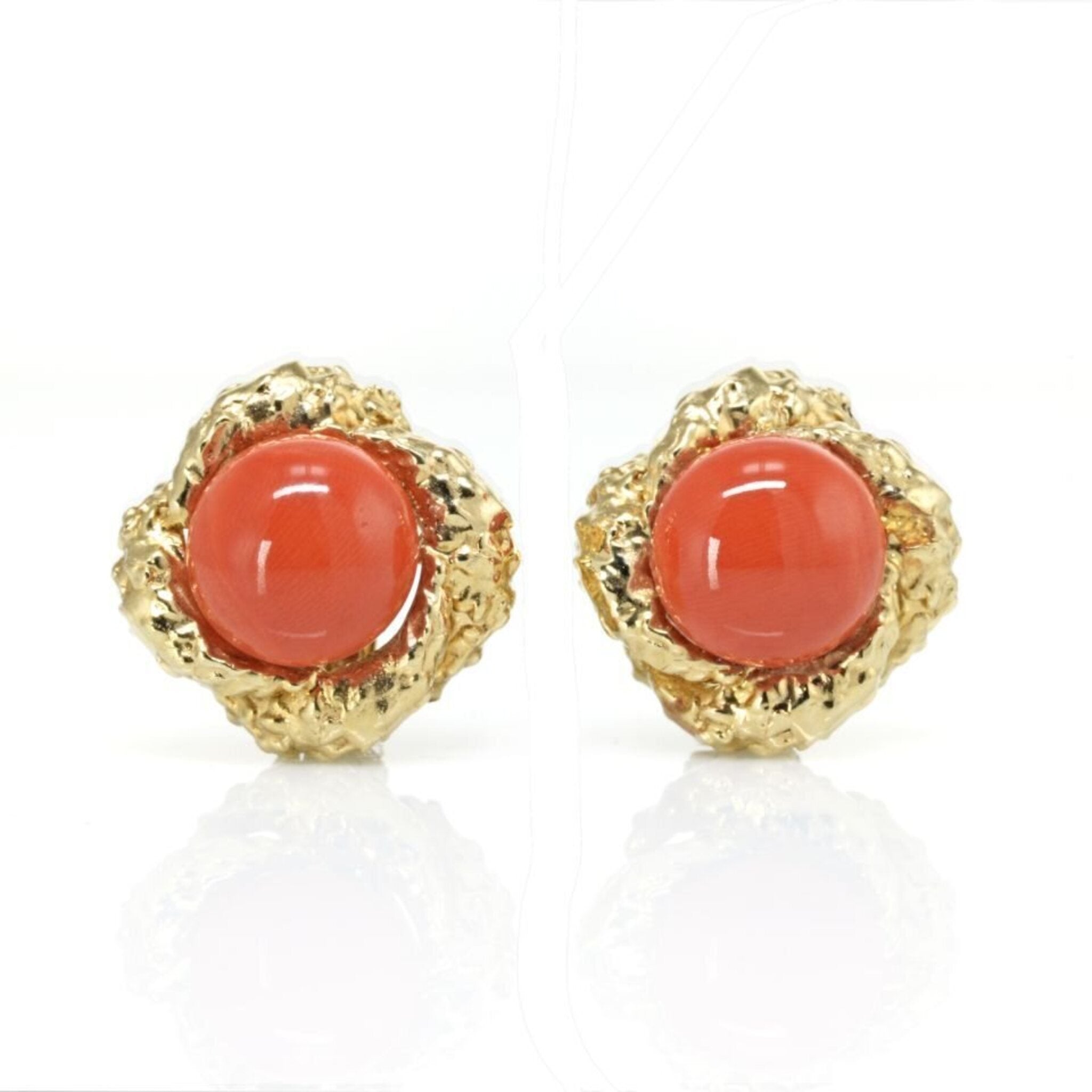David Webb - 1970's Platinum & 18K Yellow Gold Round Cabochon Coral Clip-On Earrings