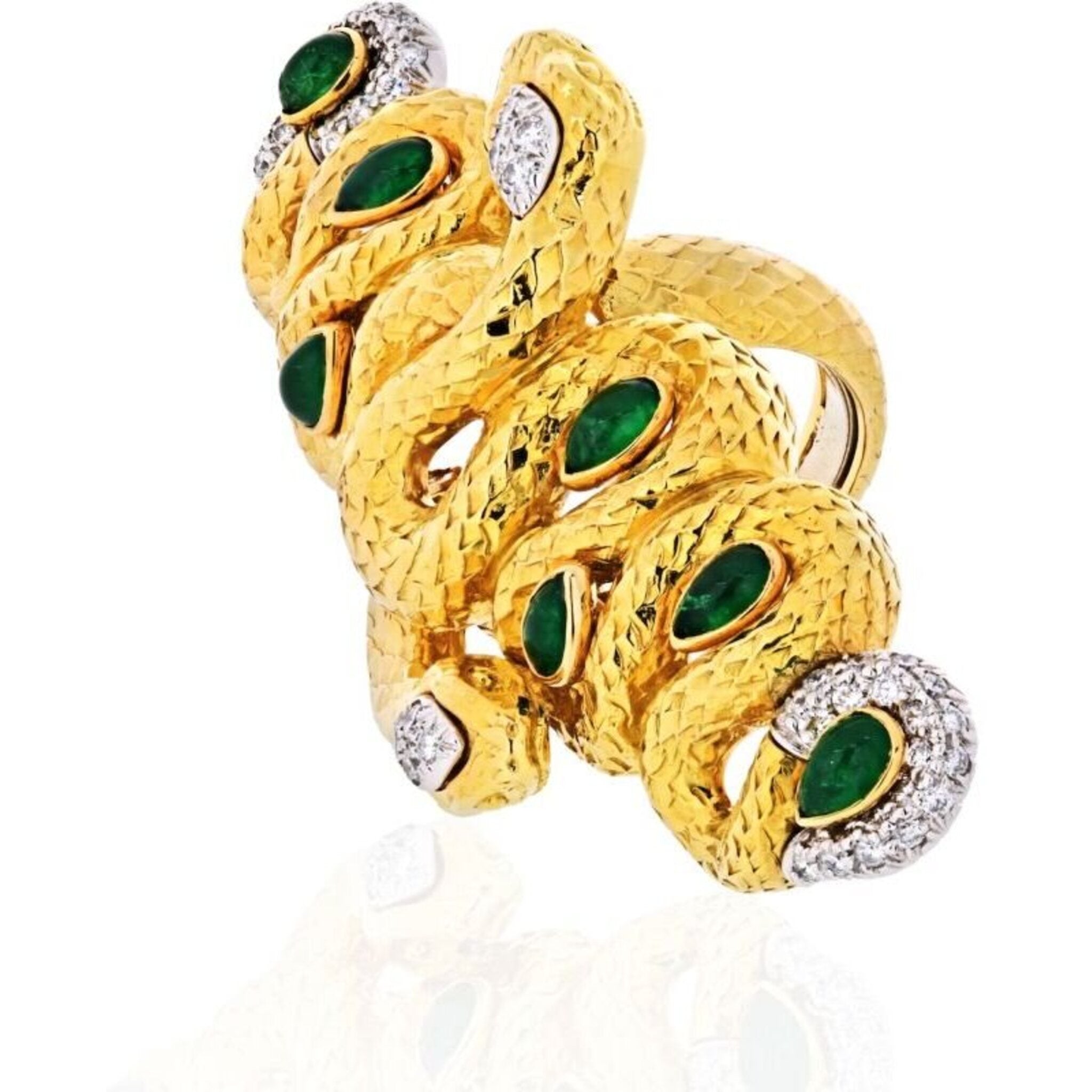 David Webb - Kingdom 18K Yellow Gold Two Snakes, Emeralds, Diamonds, Interlocking Ring