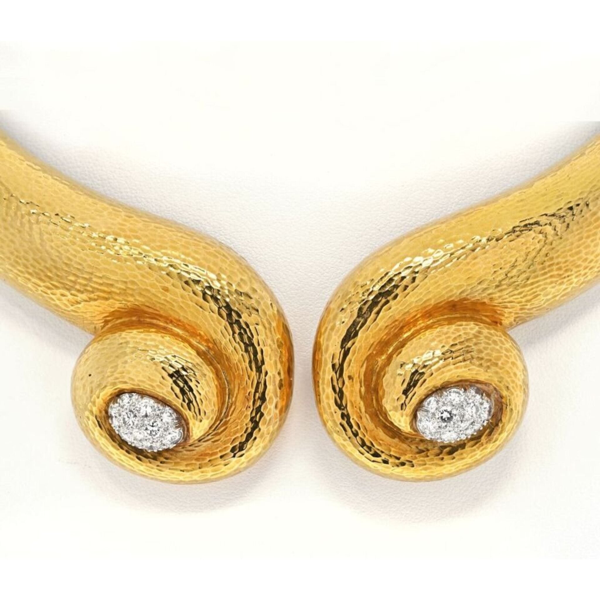 David Webb - Platinum & 18K Yellow Gold Hammered Scroll Diamond Collar Necklace