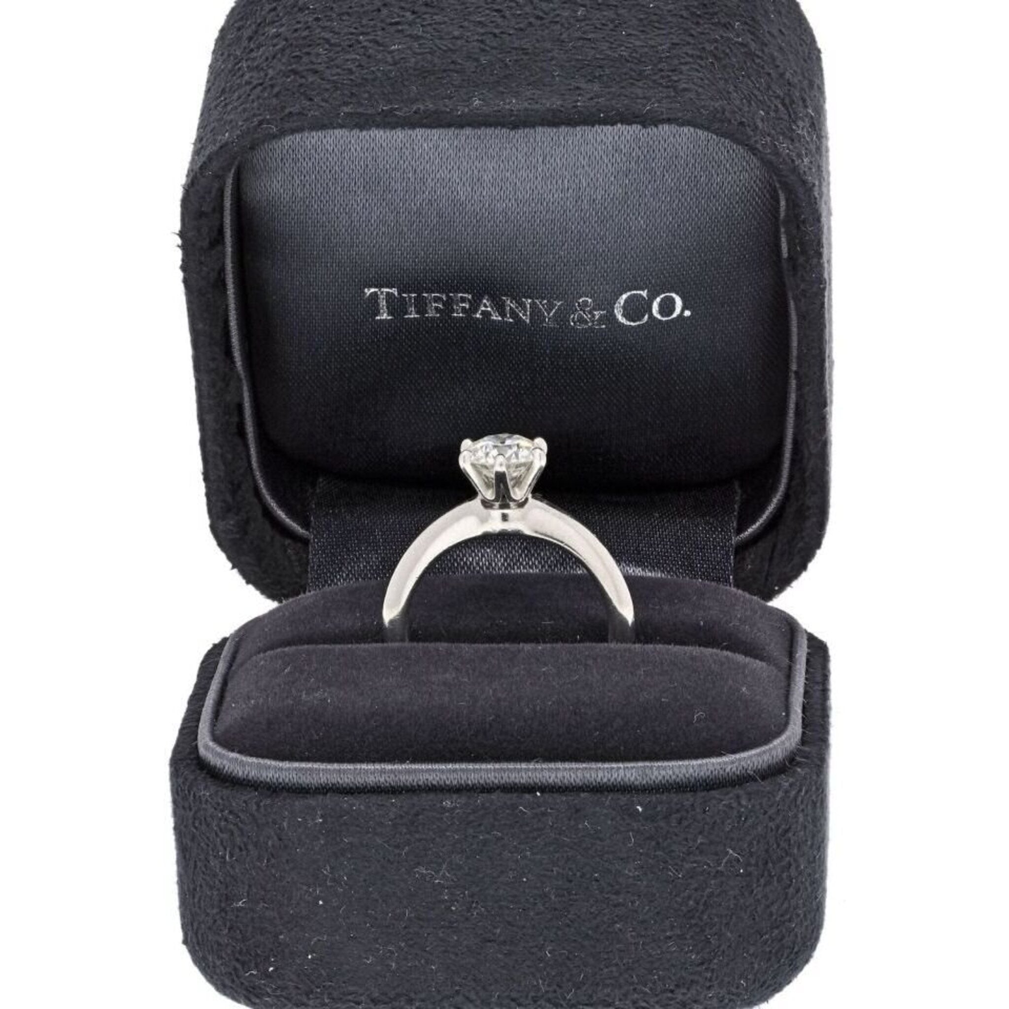 Schlumberger by Tiffany & Co.™ Buds Round Brilliant Engagement Ring with a  Diamond Platinum Band