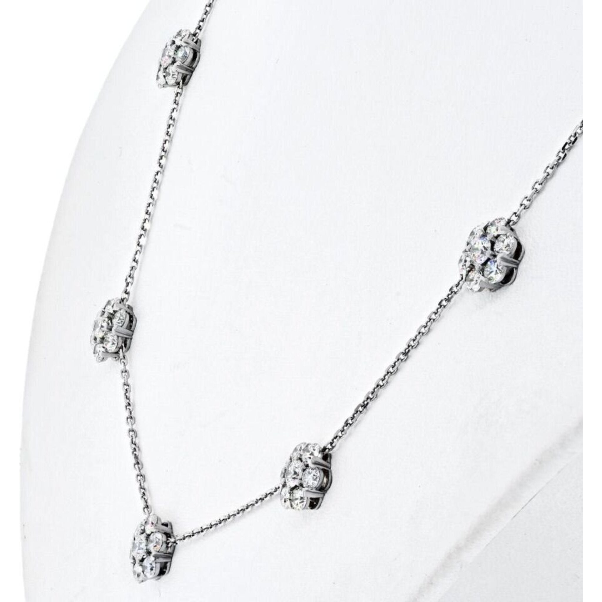 💎Van Cleef & Arpels Diamond Vintage Alhambra Pendant 18K White Gold💎⁠ ⁠  🇺🇸 … | 18k white gold chain, Gold jewelry gift, White gold chains