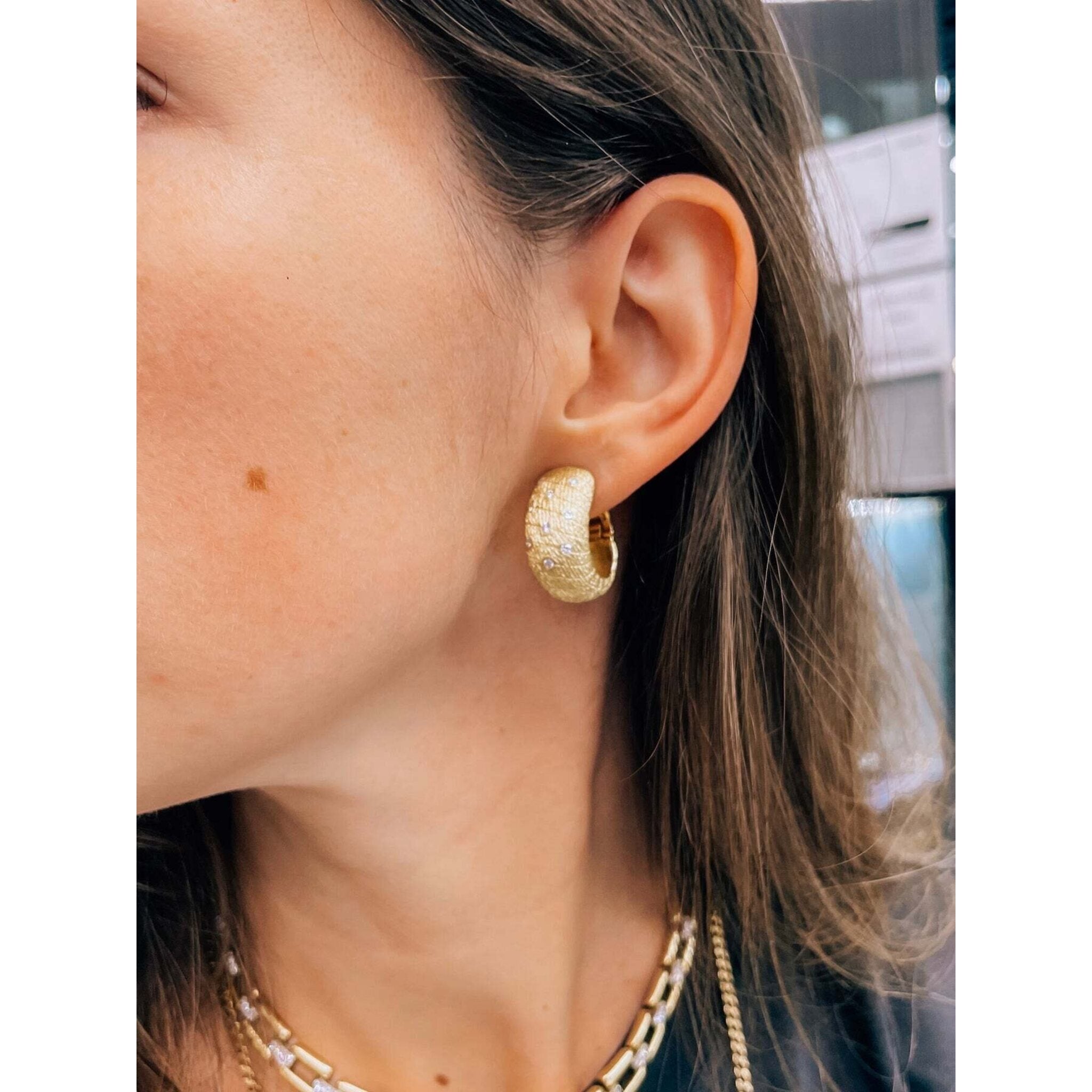 Van Cleef & Arpels - 18K Yellow Gold 1970's Diamond Earrings And A